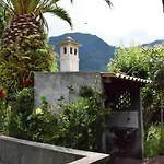With Mountain View, Sao Vicente, Madeira וילה *