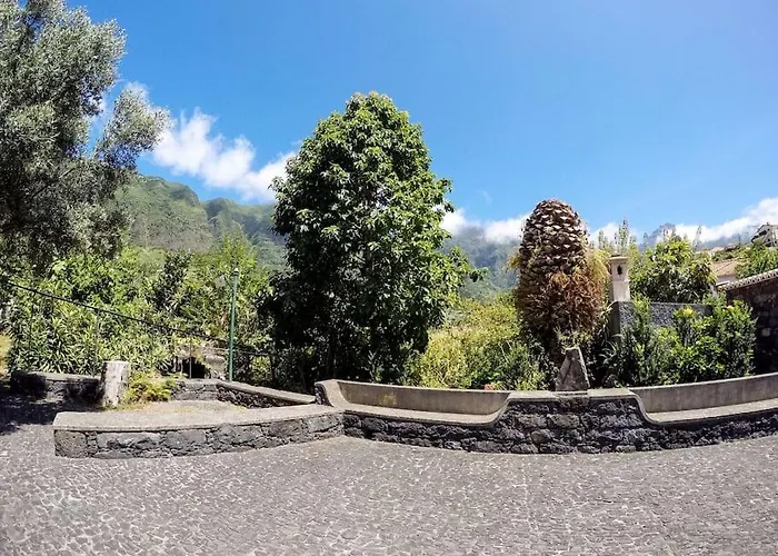 Vila With Mountain View, Sao Vicente, Madeira *
